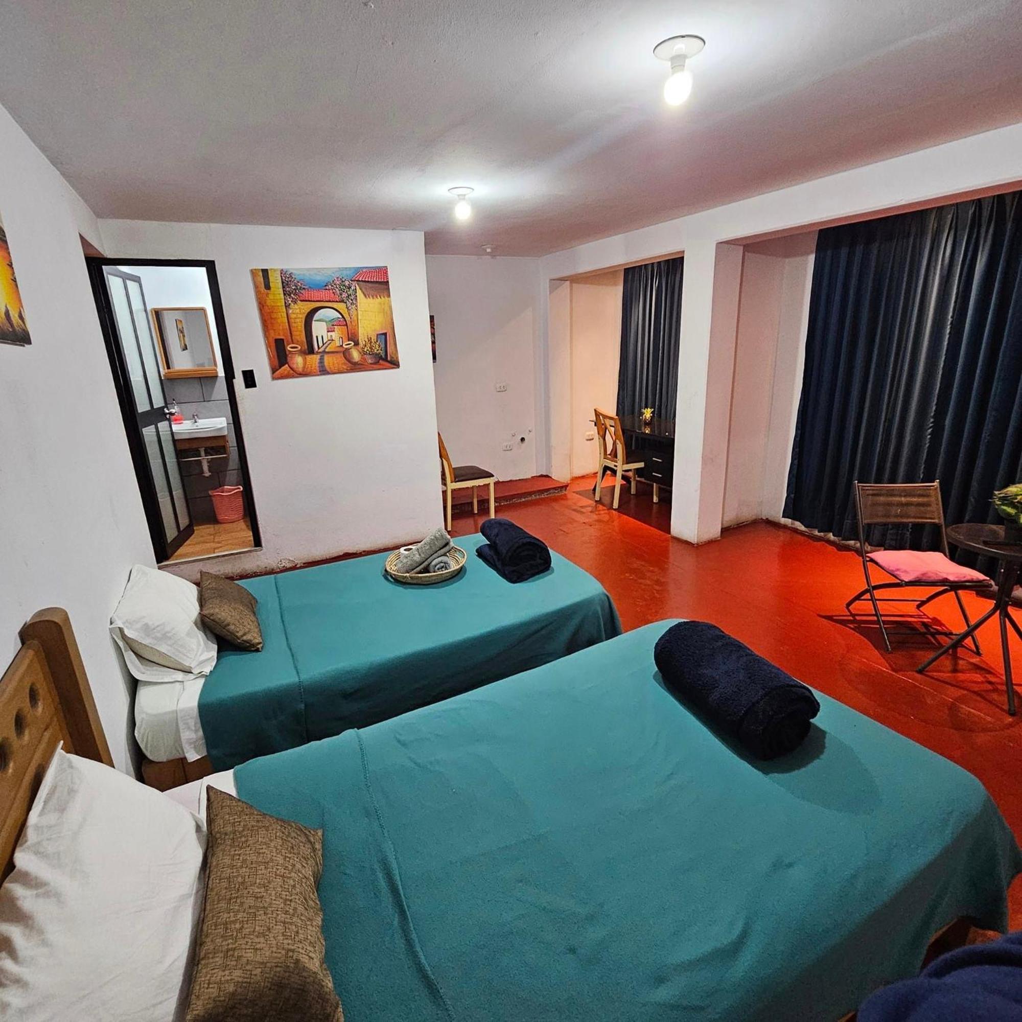 Lima Airport Hostel With Free Airport Pick Up Callao Екстериор снимка