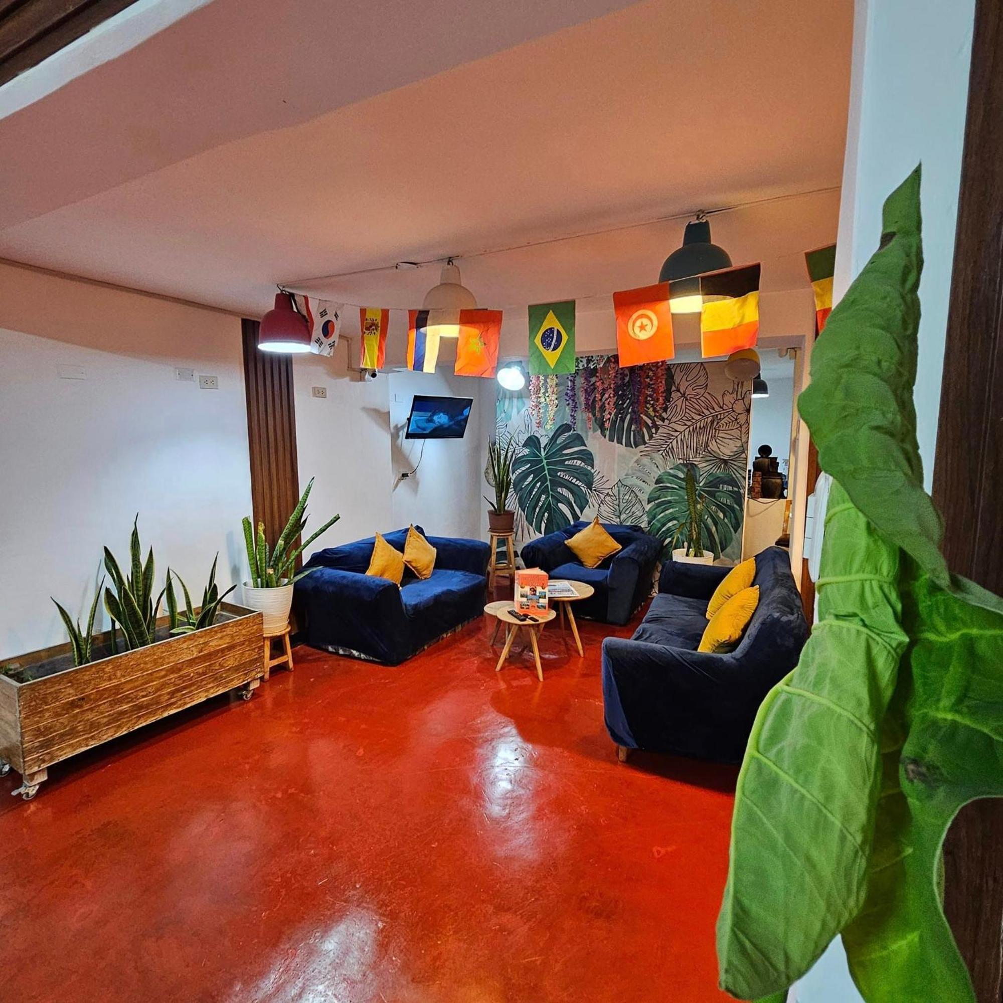 Lima Airport Hostel With Free Airport Pick Up Callao Екстериор снимка