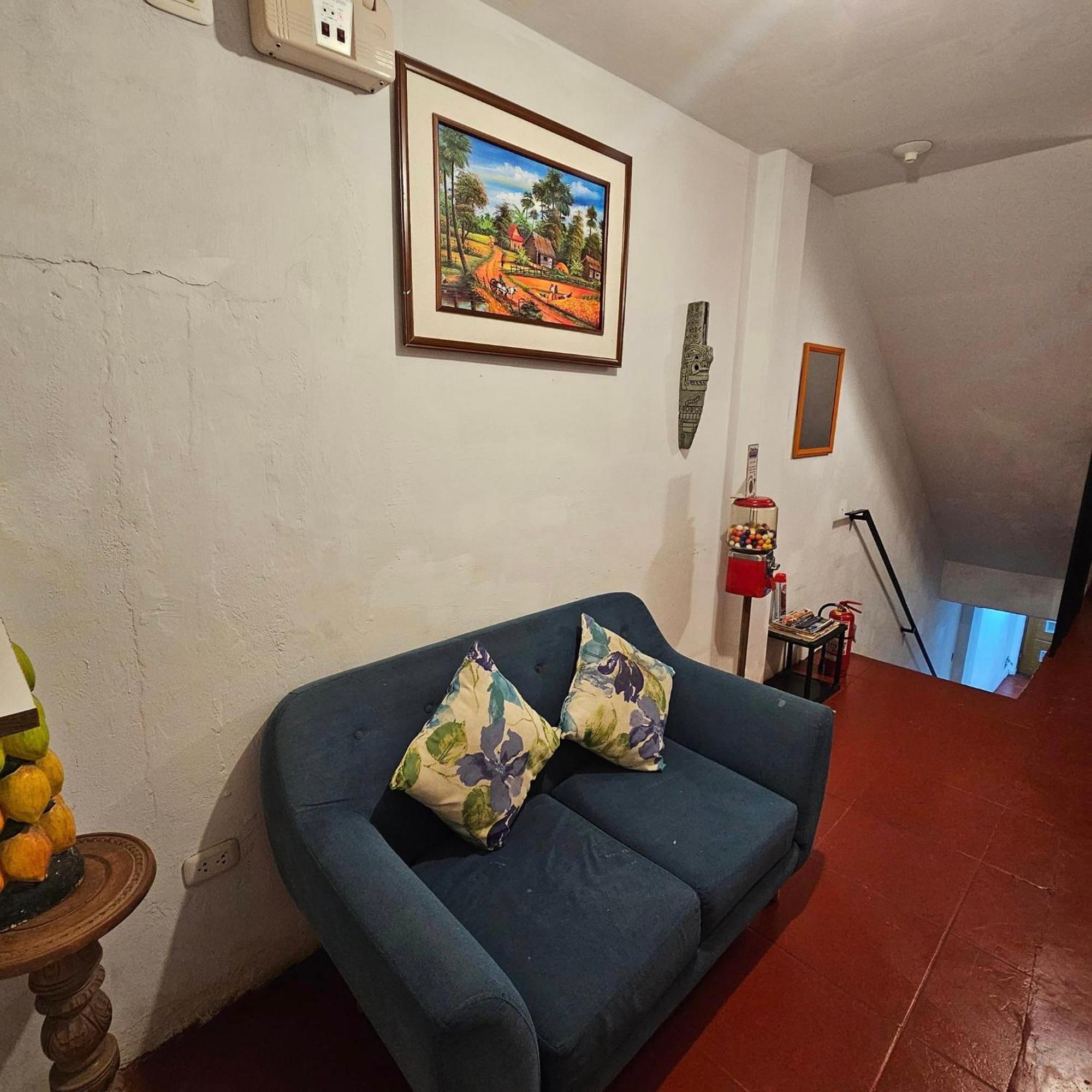 Lima Airport Hostel With Free Airport Pick Up Callao Екстериор снимка