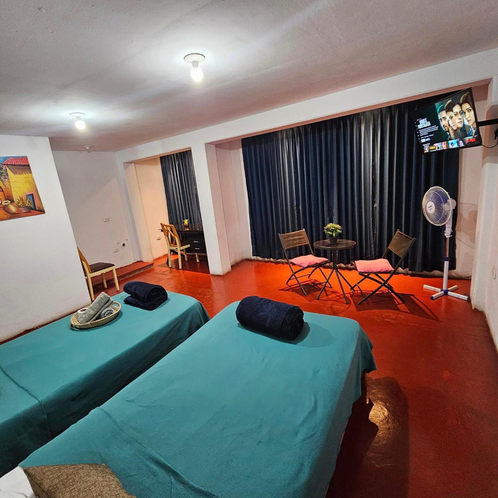 Lima Airport Hostel With Free Airport Pick Up Callao Екстериор снимка