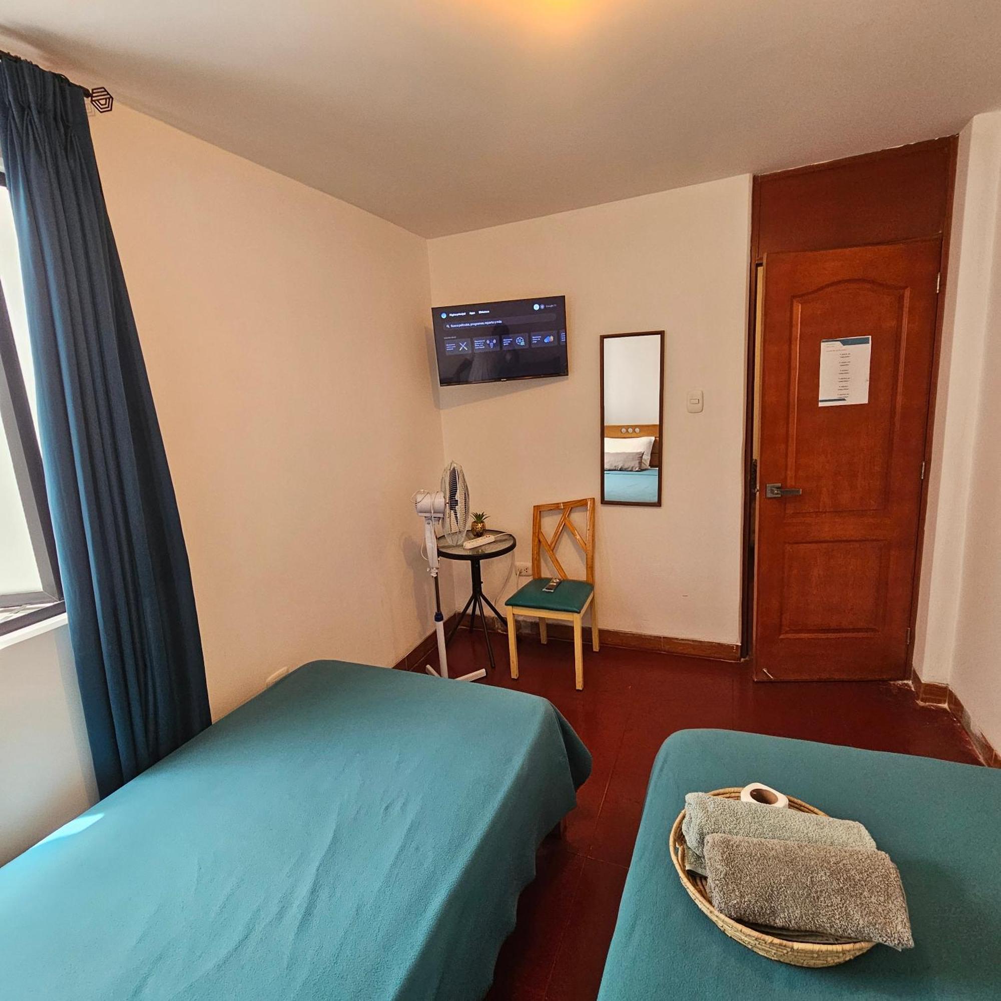 Lima Airport Hostel With Free Airport Pick Up Callao Екстериор снимка