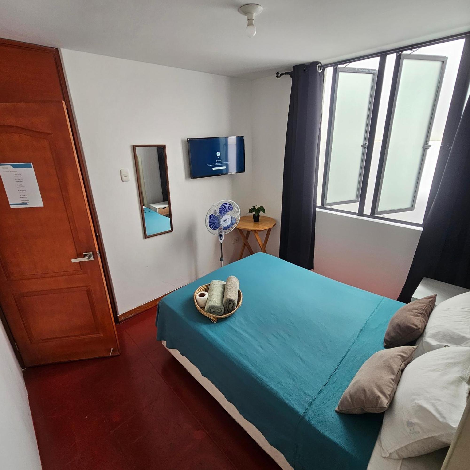 Lima Airport Hostel With Free Airport Pick Up Callao Екстериор снимка