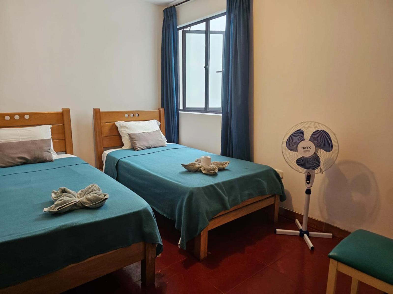 Lima Airport Hostel With Free Airport Pick Up Callao Екстериор снимка